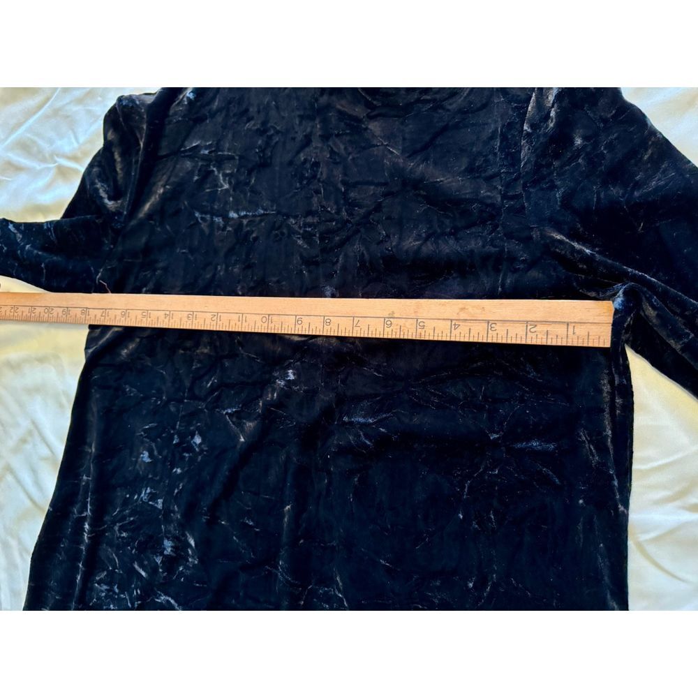 M - Simply Vera by Vera Wang Black Crushed Velvet Dress Modern High Neck Dress - Picture 9 of 11